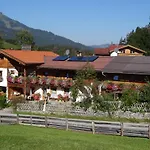 Badhaus *